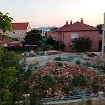 With Parking Space - 24724 Zadar