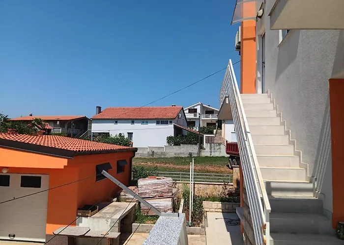 Apartment With Parking Space - 24724 Zadar
